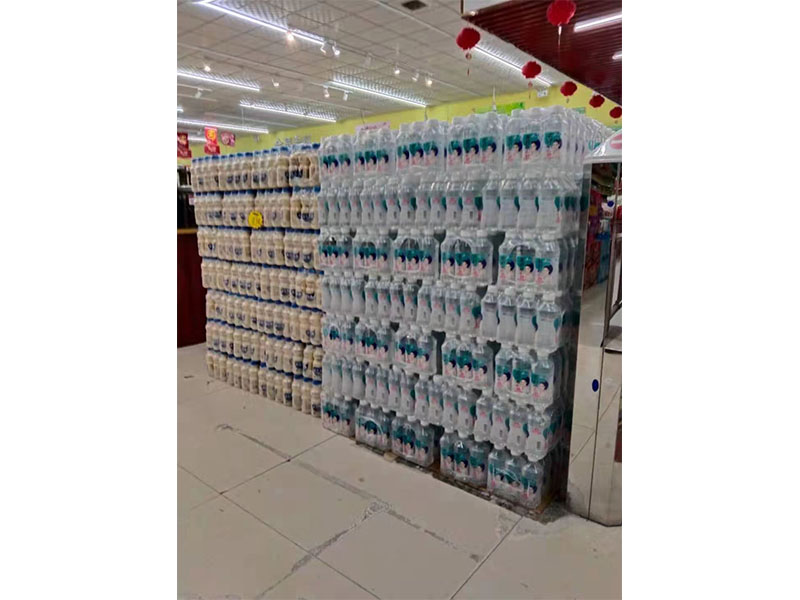 店铺面陈列图
